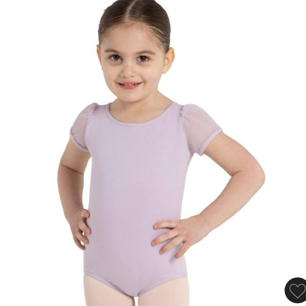 Capezio Lavender Dance Leotard and pull on skirt, sz intermediate
